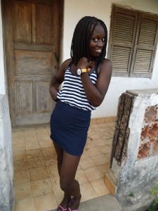 Cette Bissau-Guinéenne a posé alors que je prenais la photo. Elle aurait été bien vendue par Diogo Cao