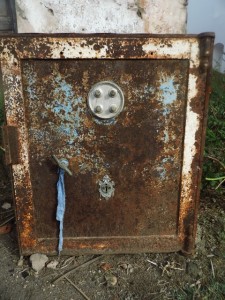 Coffre-fort o&ugrave; &eacute;tait d&eacute;pos&eacute; les imp&ocirc;ts per&ccedil;us